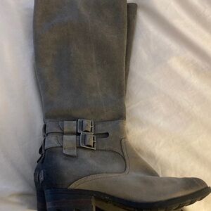 Gray Sorel Boots